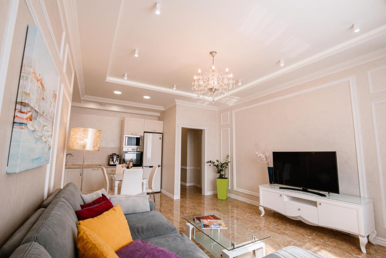 Luxury For Business & Pleasure Royal 1 Lägenhet Kiev Exteriör bild