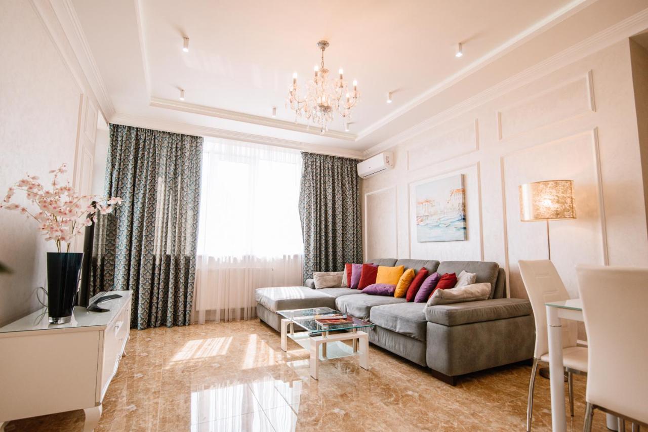 Luxury For Business & Pleasure Royal 1 Lägenhet Kiev Exteriör bild