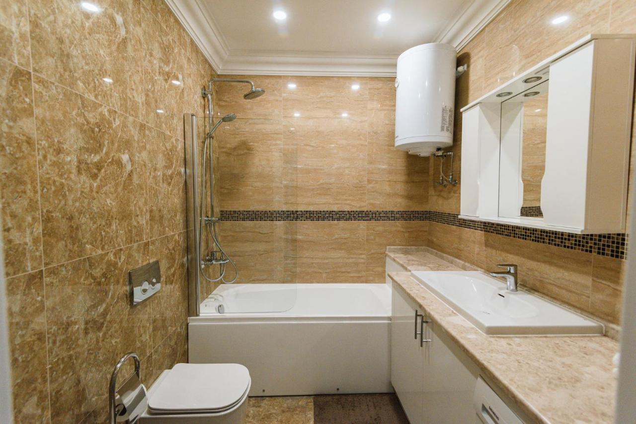 Luxury For Business & Pleasure Royal 1 Lägenhet Kiev Exteriör bild