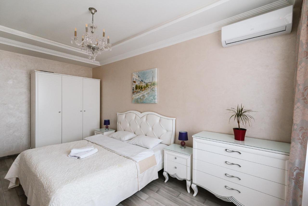 Luxury For Business & Pleasure Royal 1 Lägenhet Kiev Exteriör bild